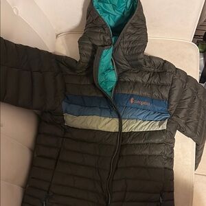 Cotopaxi Black and Blue Puffer Jacket with Hood